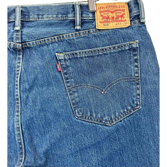 Levi's 505 Regular Fit Men's Jeans size W44 L30, Rinse Medium wash 100 cotton - Picture 11 of 16